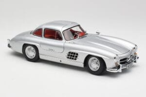 Mercedes 300 SL W198 Gullwing Srebrny Metaliczny Minichamps 1:18 B66040379 Metal — zdjęcie 6 z 8