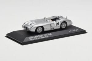 Mercedes 300 SLR #19 P. Levegh / J. Fitch 24 Hours of Le Mans 1955 Minichamps 1:43 432553000 Metal — zdjęcie 2 z 4