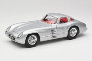 Mercedes 300 SLR Uhlenhaut Coupe Srebrny Maisto 1:18 36898 Metal