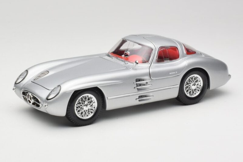 Mercedes 300 SLR Uhlenhaut Coupe Srebrny Maisto 1:18 36898 Metal