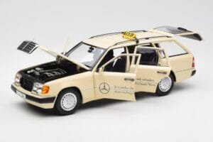 Mercedes 300D S124 T-Model Jasny Ivory Taxi Edycja Dealerska Norev 1:18 B66040702 Metal — zdjęcie 2 z 8