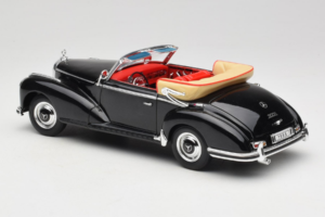 Mercedes 300S W188 Roadster Czarny Welly 1:18 801-3271398 Metal — zdjęcie 7 z 8