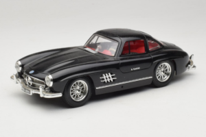 Mercedes 300SL Czarny Bburago 1:18 3015-M3 Metal