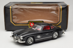 Mercedes 300SL Czarny Bburago 1:18 3015-M3 Metal — zdjęcie 8 z 8