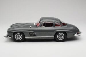 Mercedes 300SL W198 Gullwing Graphite Grey Norev 1:12 123852 Metal — zdjęcie 3 z 6
