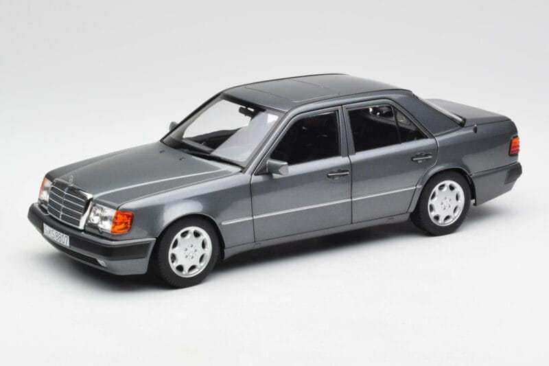 Mercedes 500 E W124 Pearl Szary Norev 1:18 183946 Metal