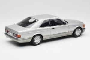 Mercedes 500 SEC C126 Srebrny AUTOart 1:18 76212 Metal — zdjęcie 3 z 8
