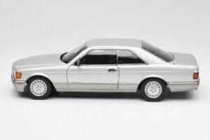 Mercedes 500 SEC C126 Srebrny AUTOart 1:18 76212 Metal — zdjęcie 4 z 8