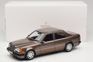 Mercedes 500E W124 Impala Metallic Norev 1:18 183954 Metal — zdjęcie 8 z 8
