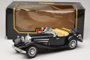 Mercedes 500K Roadster Czarny Bburago 1:18 3020-P2 Metal — zdjęcie 8 z 8