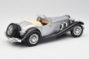 Mercedes 500K Roadster Srebrny Bburago 1:18 3020-M1 Metal — zdjęcie 3 z 8