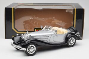 Mercedes 500K Roadster Srebrny Bburago 1:18 3020-M1 Metal — zdjęcie 8 z 8