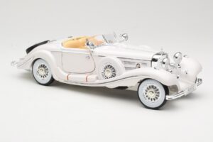 Mercedes 500K Special Roadster Biały Premiere Edition Maisto 1:18 536055 Metal — zdjęcie 6 z 8