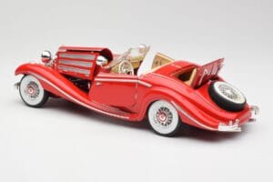 Mercedes 500K Special Roadster Czerwony Maisto 1:18 56058 Metal — zdjęcie 5 z 8