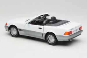 Mercedes 500 SL R129 Biały Roadtough 1:18 92048 Metal — zdjęcie 7 z 8