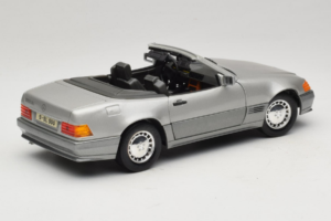 Mercedes 500SL R129 Srebrny Tchibo 1:18 TC001 Metal — zdjęcie 3 z 8