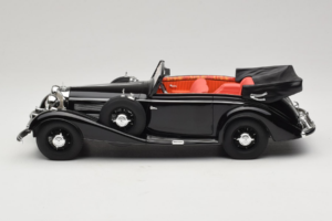 Mercedes 540K Kabriolet Czarny Cult Models 1:18 CML184-1 Metal — zdjęcie 3 z 6