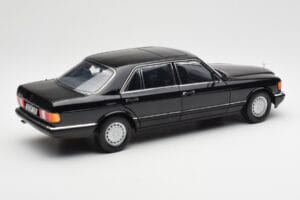 Mercedes 560 SEL W126 Czarny Edycja Dealerska Norev 1:18 B66040599 Metal — zdjęcie 3 z 8