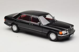 Mercedes 560 SEL W126 Czarny Z Czerwonym Wnętrzem Norev 1:18 183788 Metal — zdjęcie 6 z 8