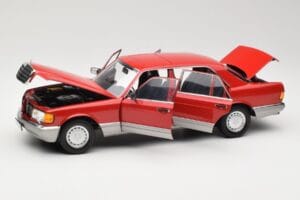 Mercedes 560 SEL W126 Czerwony Norev 1:18 183463 Metal — zdjęcie 2 z 8