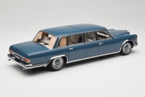 Mercedes 600 Pullman W100 Niebieski NZG 1:18 B66040707 Metal — zdjęcie 3 z 8