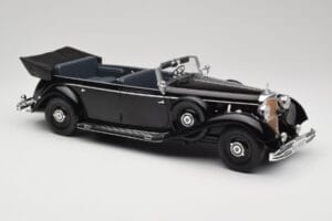 Mercedes 770 W150 Czarny MCG 1:18 MCG18207 Metal — zdjęcie 4 z 6