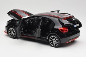 Mercedes A-Class W176 AMG Czarny Norev 1:18 183596 Metal — zdjęcie 5 z 8