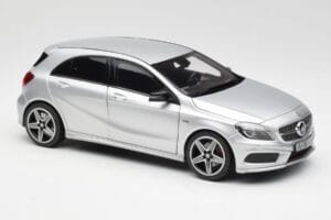 Mercedes A-Class W176 Polar Srebrny Norev 1:18 B66960139 Metal — zdjęcie 6 z 8