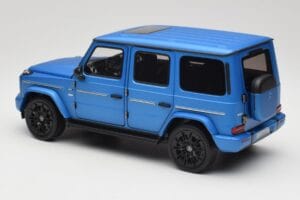 Mercedes AMG G 63 L W465 Niebieski Norev 1:18 B66960664 Metal — zdjęcie 5 z 6