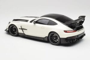 Mercedes AMG GT C190 Black Series Designo Diamond Biały Metallic Minichamps 1:18 155032022 Metal — zdjęcie 5 z 6