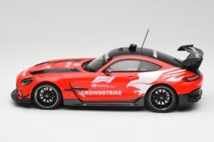 Mercedes AMG GT Black Series F1 Safety Car 2022 Minichamps 1:18 153032093 Metal — zdjęcie 3 z 6