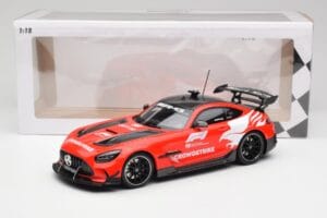 Mercedes AMG GT Black Series F1 Safety Car 2022 Minichamps 1:18 153032093 Metal — zdjęcie 6 z 6