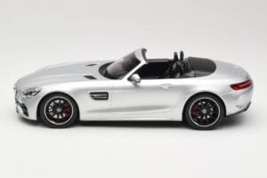 Mercedes AMG GT C Roadster R190 Srebrny Norev 1:18 183453 Metal — zdjęcie 3 z 6