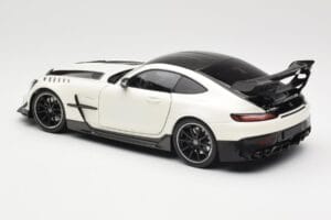 Mercedes AMG GT C190 Black Series Diamond White Metallic Minichamps 1:18 110032020 Metal — zdjęcie 7 z 8