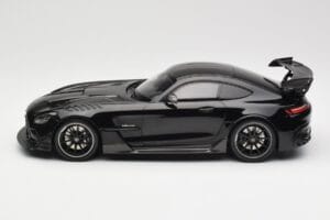 Mercedes AMG GT C190 Black Series Jet Black Metallic Minichamps 1:18 155032024 Metal — zdjęcie 3 z 6
