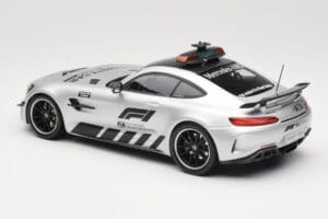 Mercedes AMG GT R C190 Safety Car F1 2019 Minichamps 1:18 155036090 Metal — zdjęcie 5 z 6
