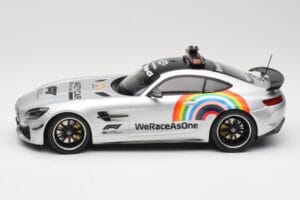 Mercedes AMG GT R C190 Safety Car F1 2020 Minichamps 1:18 155036092 Metal — zdjęcie 3 z 6