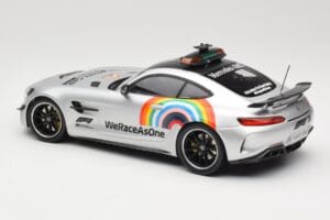 Mercedes AMG GT R C190 Safety Car F1 2020 Minichamps 1:18 155036092 Metal — zdjęcie 5 z 6