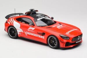 Mercedes AMG GT R C190 Safety Car F1 2021 Minichamps 1:18 155036095 Metal — zdjęcie 4 z 6