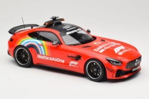 Mercedes AMG GT R C190 Safety Car F1 Mugello GP 2020 Minichamps 1:18 155036094 Metal — zdjęcie 4 z 6