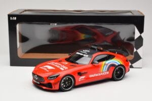 Mercedes AMG GT R C190 Safety Car F1 Mugello GP 2020 Minichamps 1:18 155036094 Metal — zdjęcie 6 z 6