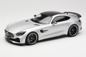 Mercedes AMG GT R C190 Srebrny Minichamps 1:18 155036025 Metal