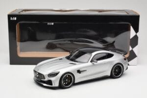 Mercedes AMG GT R C190 Srebrny Minichamps 1:18 155036025 Metal — zdjęcie 6 z 6