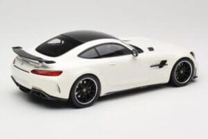 Mercedes AMG GT R C190 Biały Metalik Minichamps 1:18 155036028 Metal — zdjęcie 2 z 6