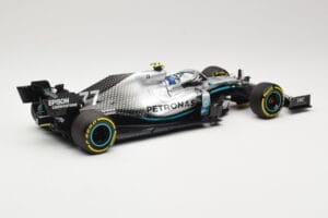 Mercedes AMG Petronas Motorsport W10 #77 V. Bottas 2nd Place Chinese GP 2019 Minichamps 1:18 110190377 Metal — zdjęcie 2 z 6