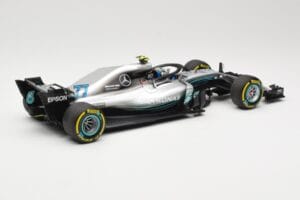 Mercedes AMG Petronas W09 #77 V. Bottas F1 2018 Minichamps 1:18 110180077 Metal — zdjęcie 2 z 6
