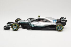 Mercedes AMG Petronas W09 #77 V. Bottas F1 2018 Minichamps 1:18 110180077 Metal — zdjęcie 3 z 6