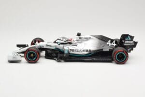 Mercedes AMG Petronas W10 #44 L. Hamilton Winner German GP 2019 Minichamps 1:18 110191144 Metal — zdjęcie 3 z 6
