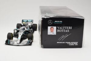 Mercedes AMG Petronas W10 #77 V. Bottas F1 2019 Minichamps 1:18 110190077 Metal — zdjęcie 6 z 6