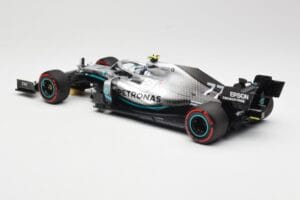 Mercedes AMG Petronas W10 #77 V. Bottas British GP 2019 Minichamps 1:18 110191077 Metal — zdjęcie 5 z 6